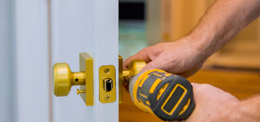 Local Locksmith For Key Fob Replacement in Town n Country, Florida