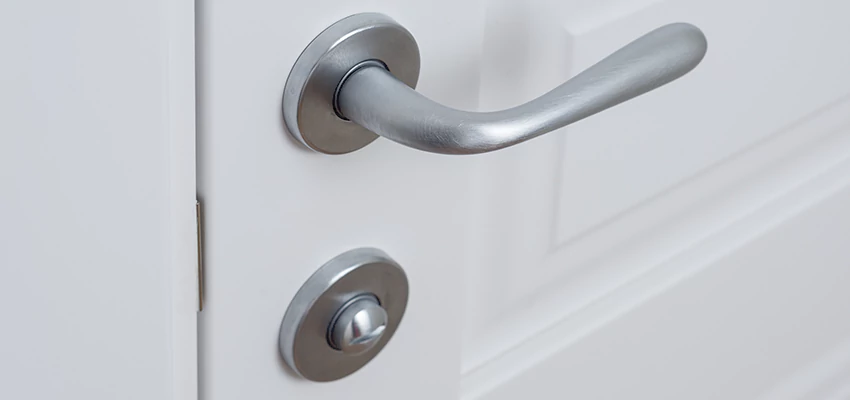 Single-Occupancy Restroom Locks Repair in Town n Country, Florida