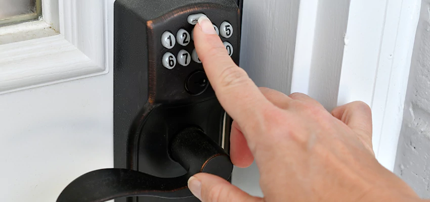 High-security Code Lock Ideas in Town n Country, Florida